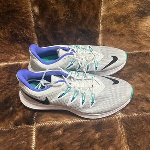 Womenswear Nike size 8.5